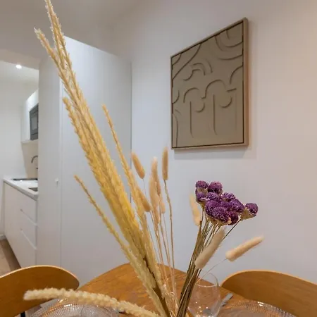 Apartment Nouveau Sacre Coeur 4 *