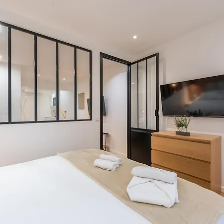 Apartment Nouveau Sacre Coeur 4 Paris